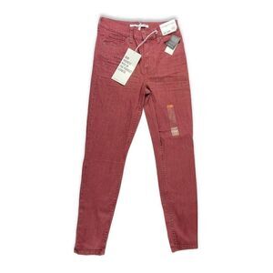 Celebrity Pink High Rise Ankle Skinny 5/27